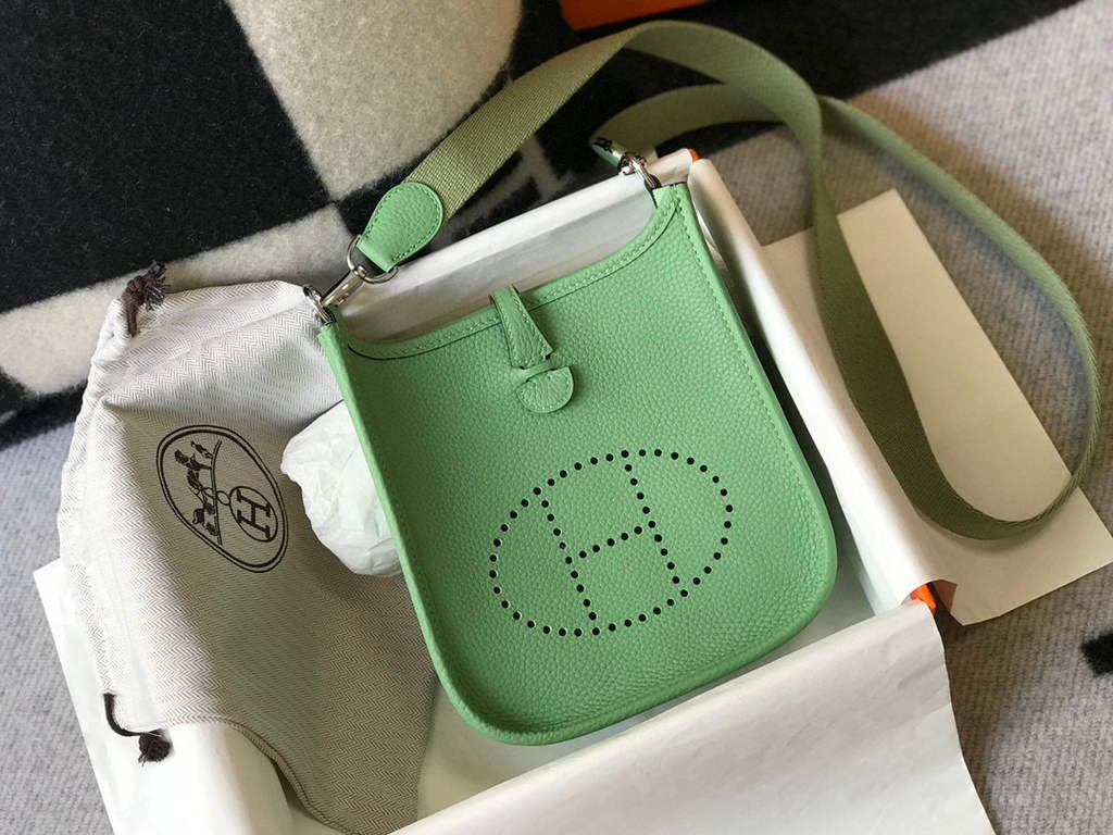 hermes evelyne mini green