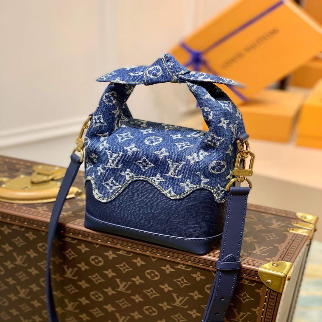 Louis Vuitton x Nigo 2022 Pre-owned Japanese Cruiser 2way Bag - Blue