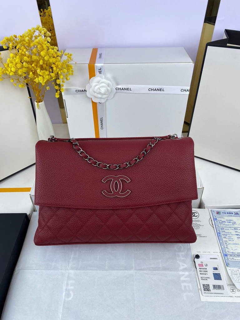 chanel-as8095-chanel-flap-bag-calfskin-wine-red-01-luxibags.ru