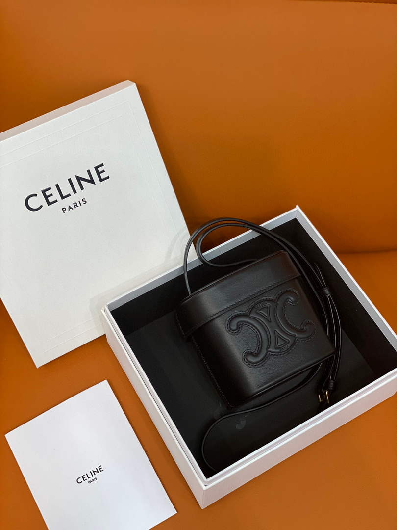 Celine 199263 SMALL BOX cuir triomphe in Smooth Calfskin Black ...