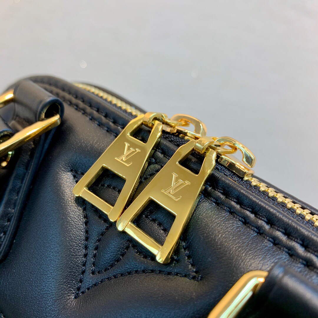 ysl alma bag