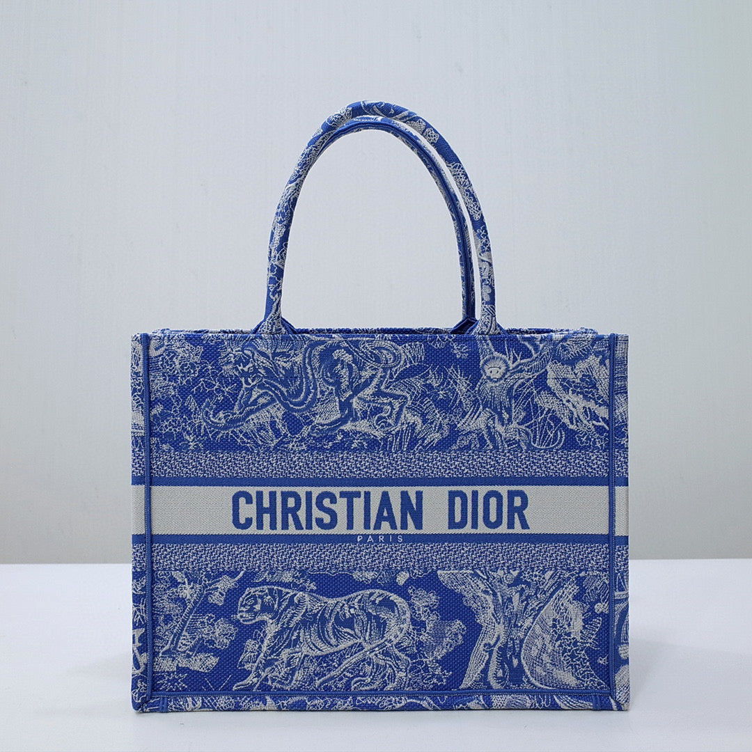 dior-m1296-book-tote-medium-neon-blue-toile-de-jouy-reverse-embroidery-01-luxibags.ru
