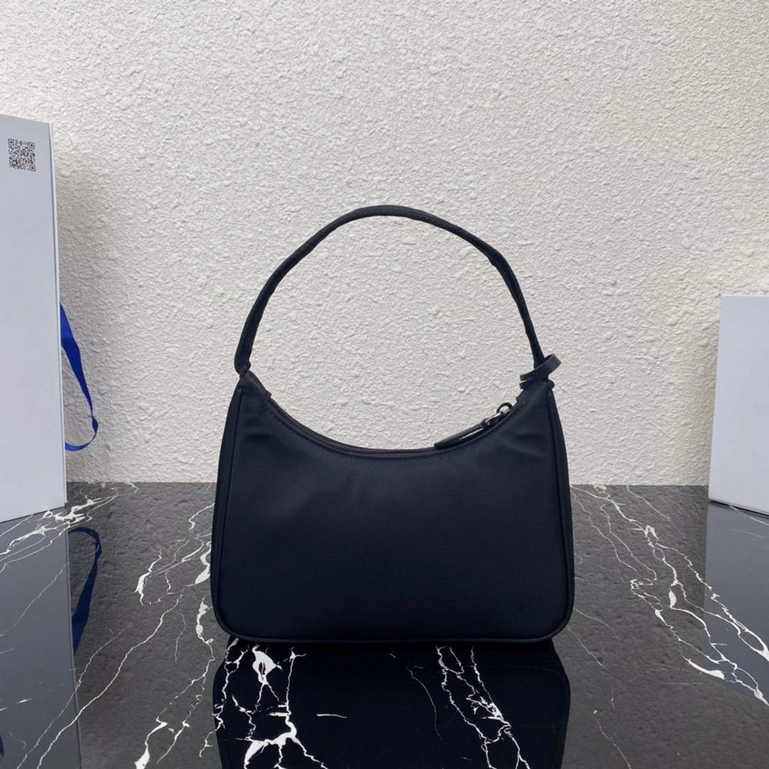 Prada 1NE515 Re-Nylon Re-Edition 2000 Mini-bag Black Red | Wholesales ...