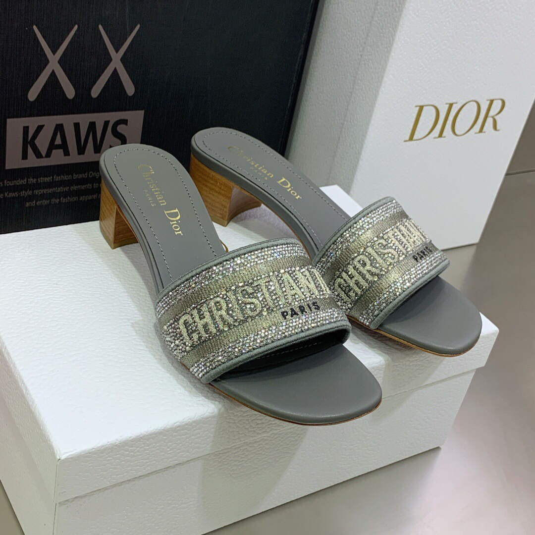 dior-womens-shoes-dway-heeled-slide-metallic-thread-strass-kcq244lcs-043-luxibags.ru