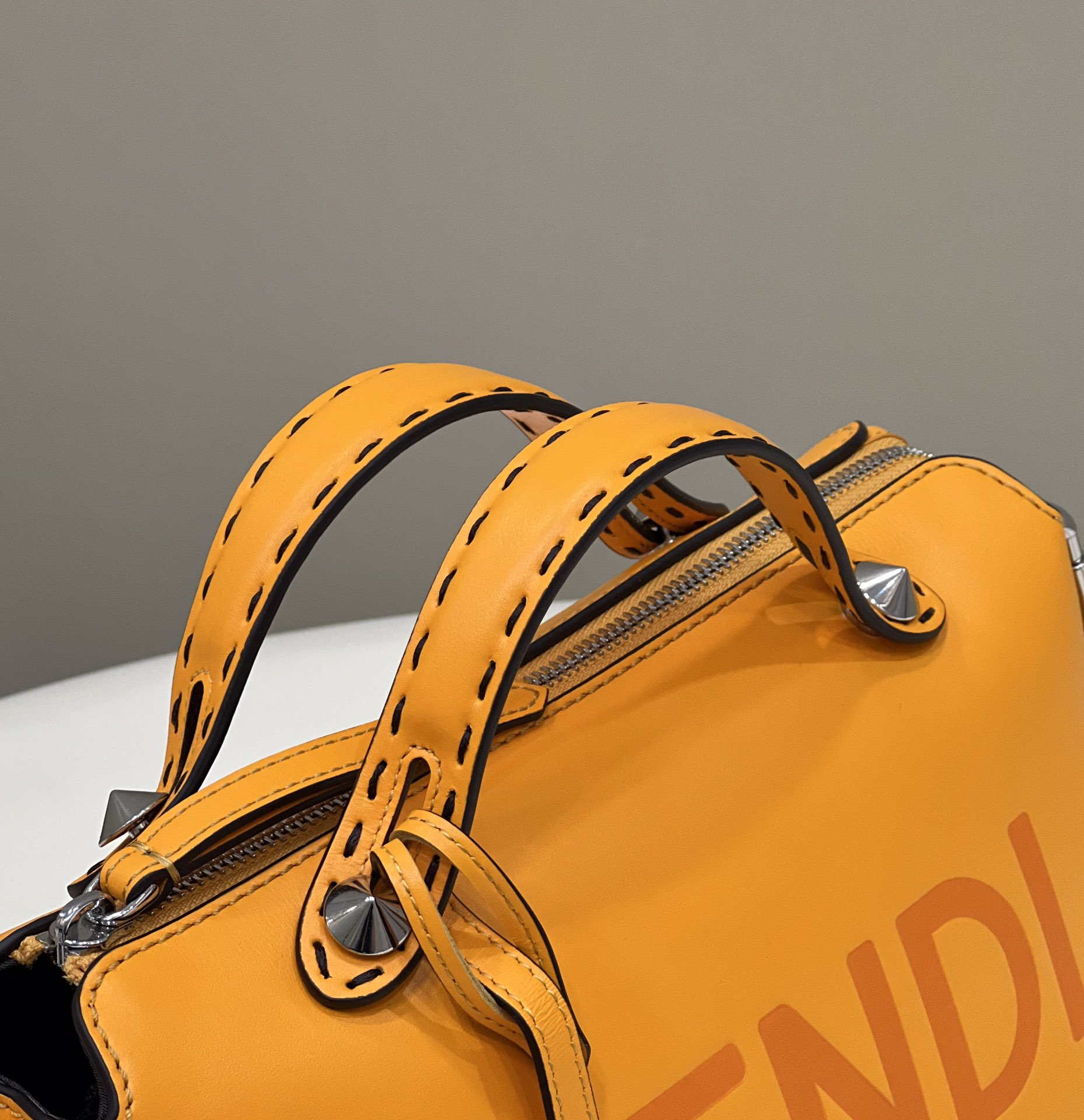 fendi-8bl146-by-the-way-medium-leather-boston-bag-044-luxibags.ru