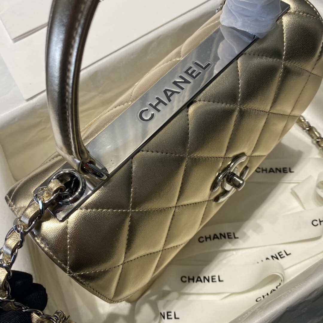 chanel-a92236-flap-bag-with-top-handle-lambskin-gold-tone-metal-gold-003-luxibags.ru