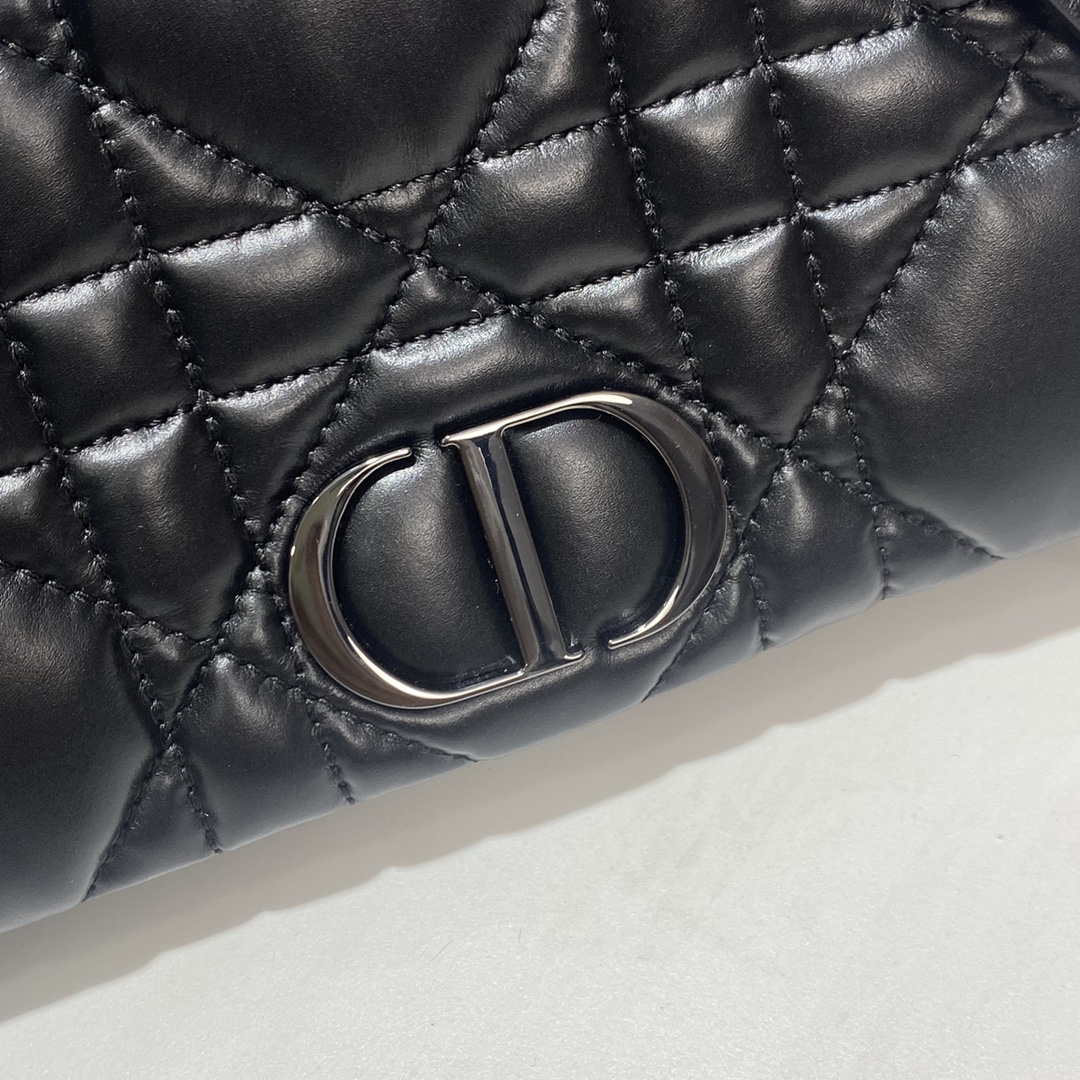 dior-caro-macrocannage-pouch-black-quilted-macrocannage-calfskin-006-luxibags.ru