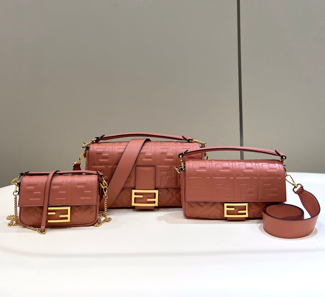 fendi-8bs017-baguette-mini-pink-leather-0135-bag-001-luxibags.ru