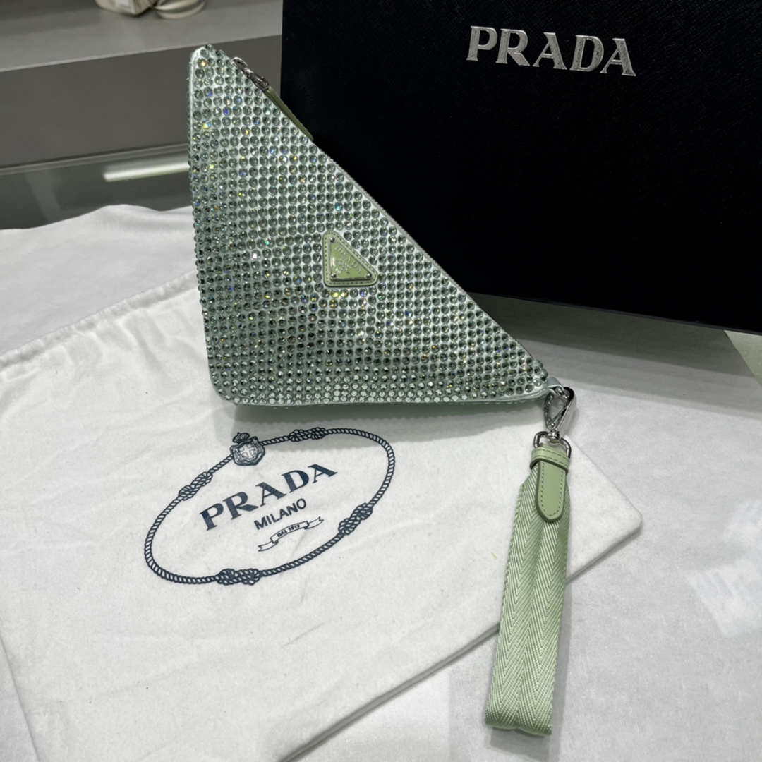 prada-1ne039-crystal-studded-satin-pouch-green-001-luxibags.ru