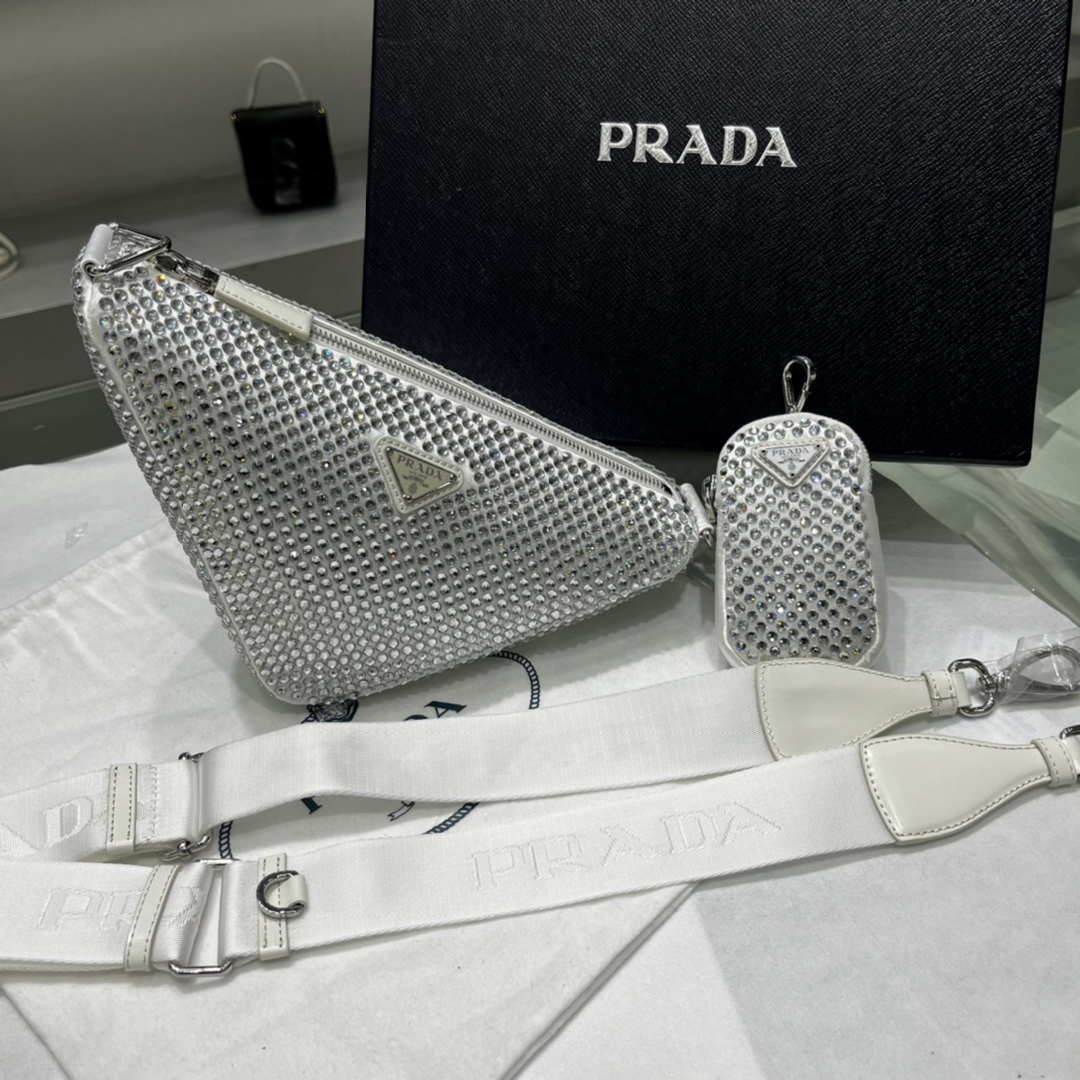 prada-1ne190-crystal-studded-satin-pouch-white-001-luxibags.ru