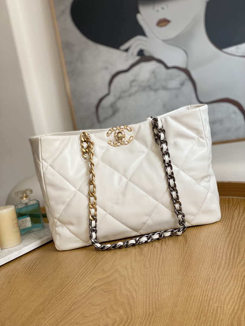 Chanel 19 Shopping Bag Shiny Lambskin AS3660 Gold-Tone Silver-Tone &  Ruthenium-Finish Metal White
