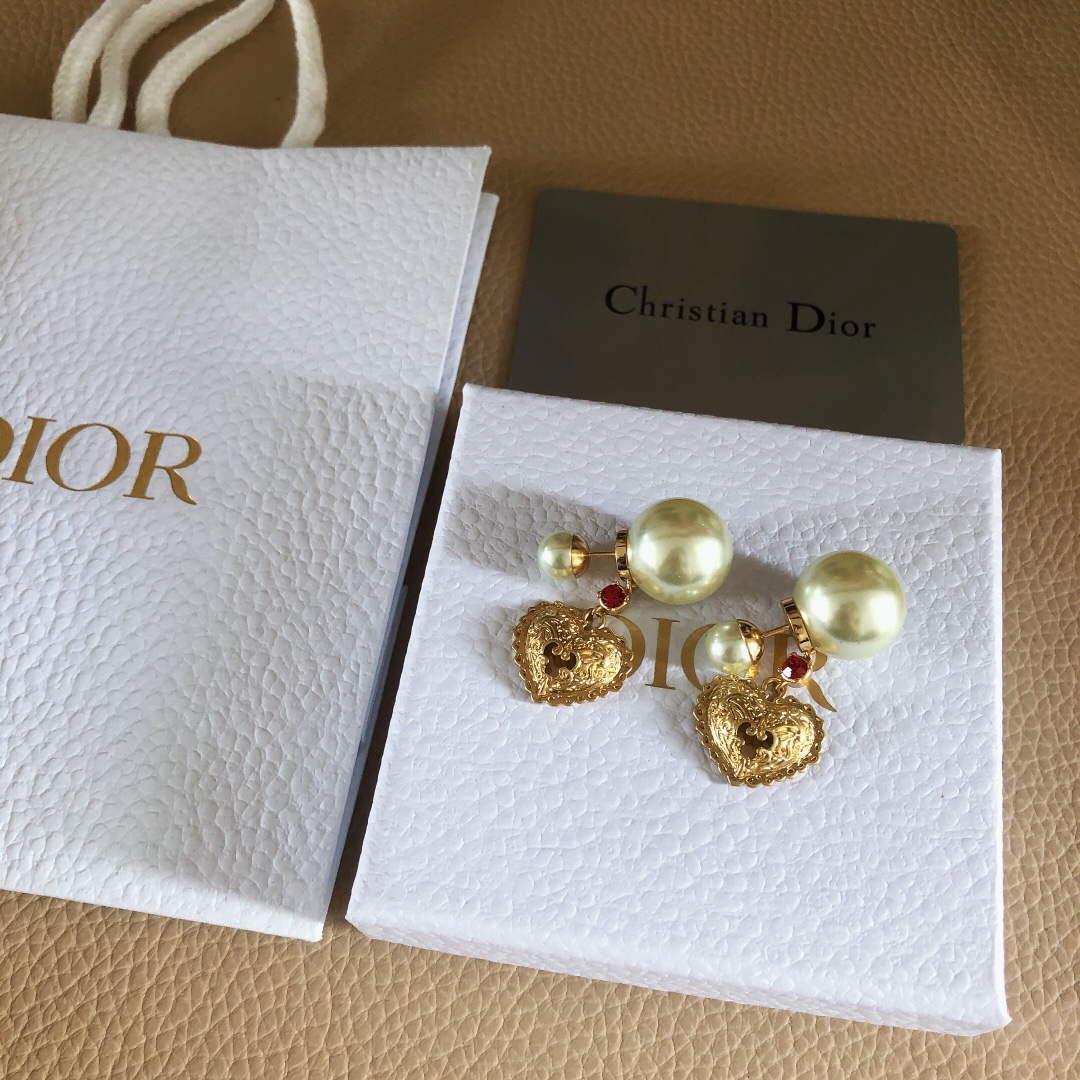 dior-e2138womrs-dior-tribales-earrings-d99206-3-luxibags.ru