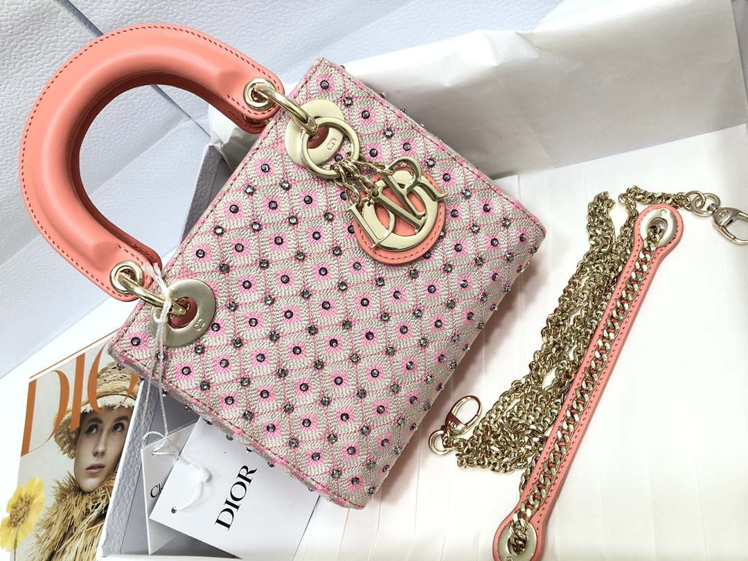 dior-m0505-mini-dior-lady-bag-pink-metallic-cannage-lambskin-with-embroidered-check-beads-001-luxibags.ru