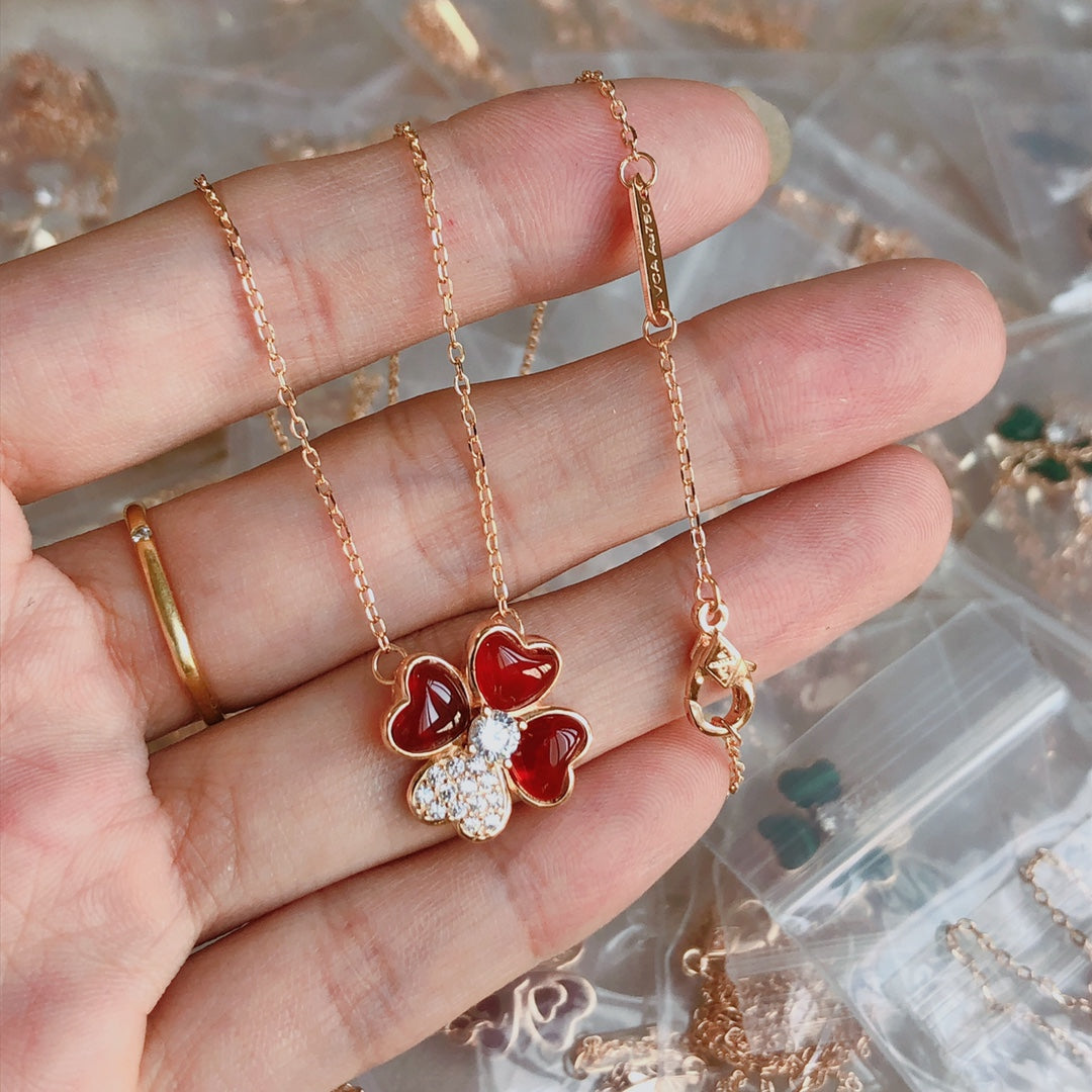 van-cleef-arpels-necklace-sweet-alhambra-pendant-rose-gold-v80992-001-luxibags.ru