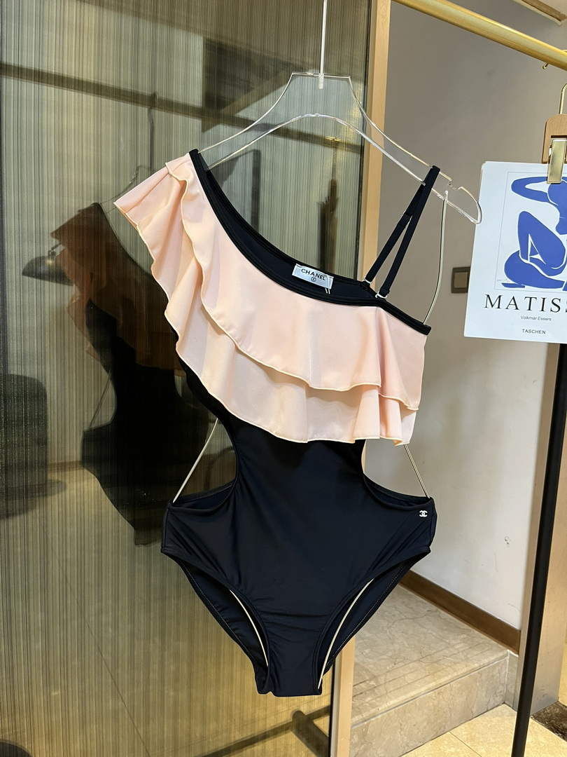 chanel-womens-fashion-bikini-swimsuit-suit-c65256-1-luxibags.ru