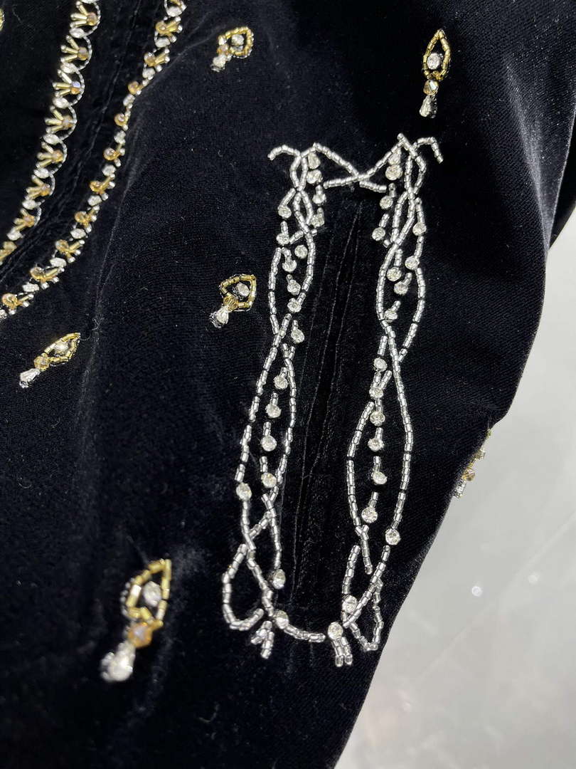 celine-womens-fashion-clothing-velvet-beaded-jacket-c99080-6-luxibags.ru