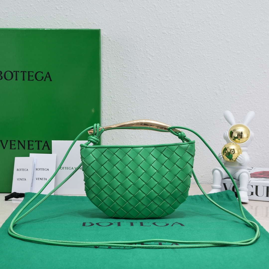 bottega-veneta-bv-744267-mini-sardine-cross-body-bag-realised-with-intrecciato-green-001-luxibags.ru