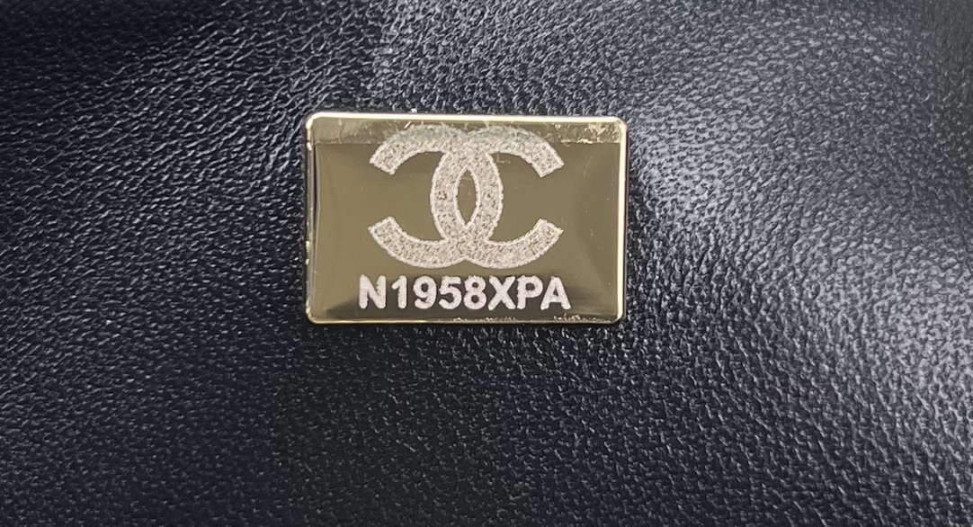 chanel-a01112-flap-classic-handbag-woolen-gold-tone-metal-black-009-luxibags.ru