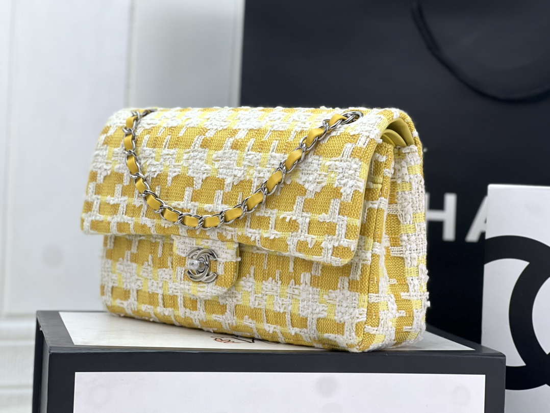 chanel-a01112-flap-classic-handbag-woolen-gold-tone-metal-yellow-002-luxibags.ru