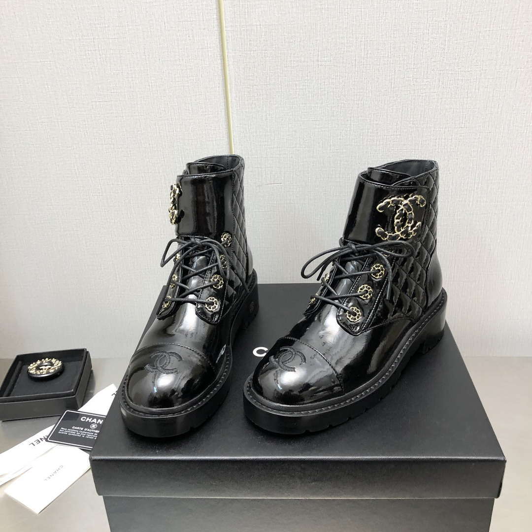 chanel-womens-fashion-shoes-short-boots-c925110-002-luxibags.ru