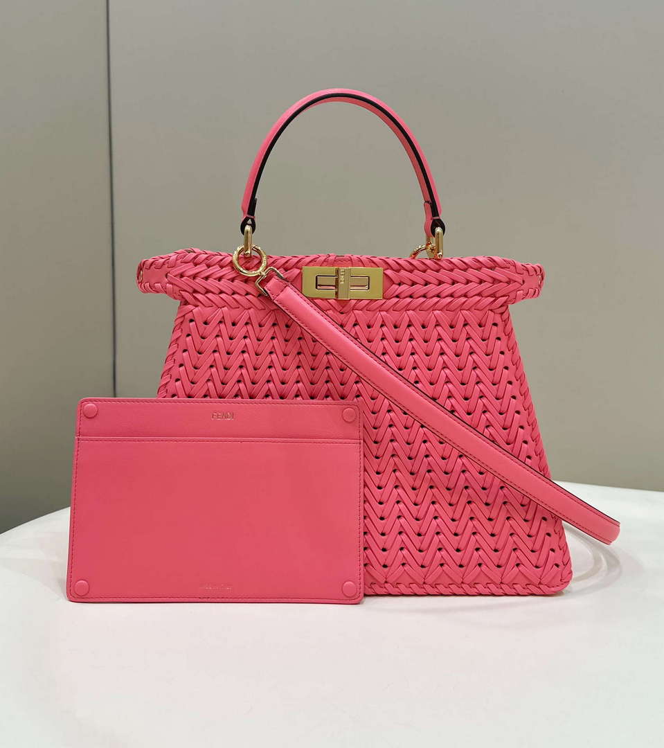 fendi-8bn321-peekaboo-iseeu-medium-pink-interlace-leather-bag-80138l-001-luxibags.ru