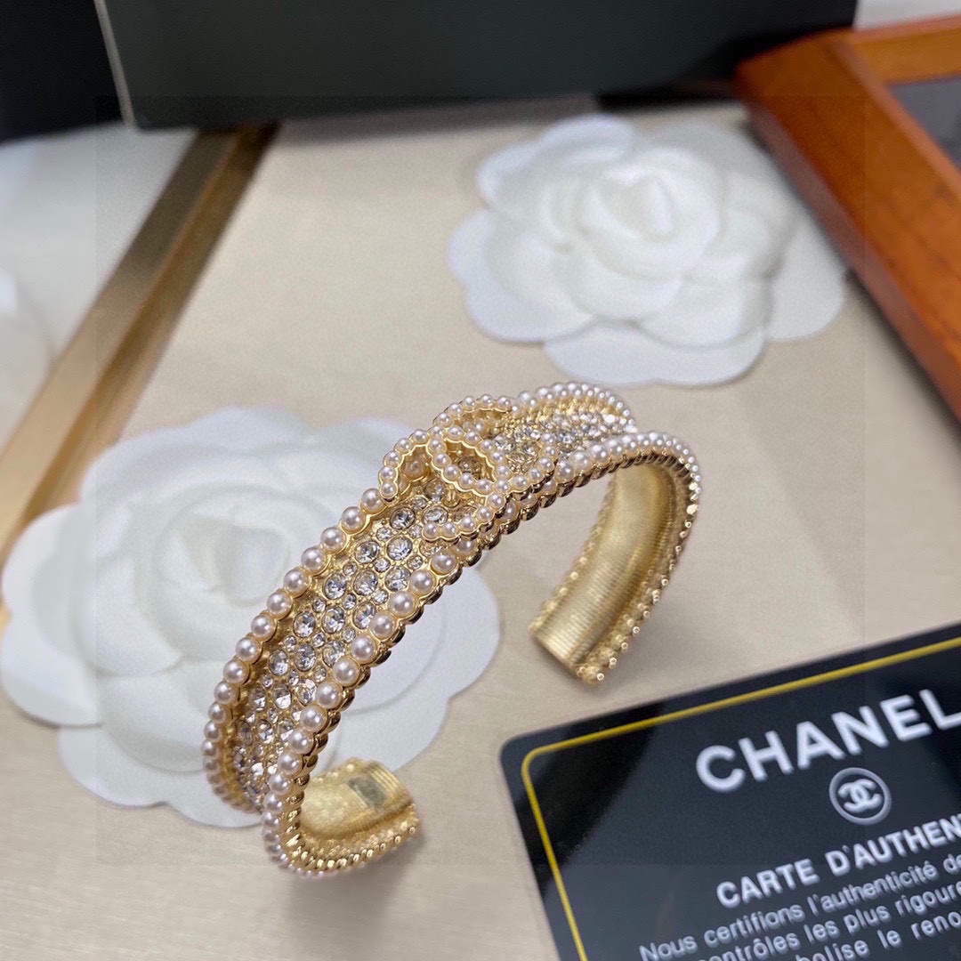 chanel-bracelet-jewelry-designer-cc31753-1-luxibags.ru