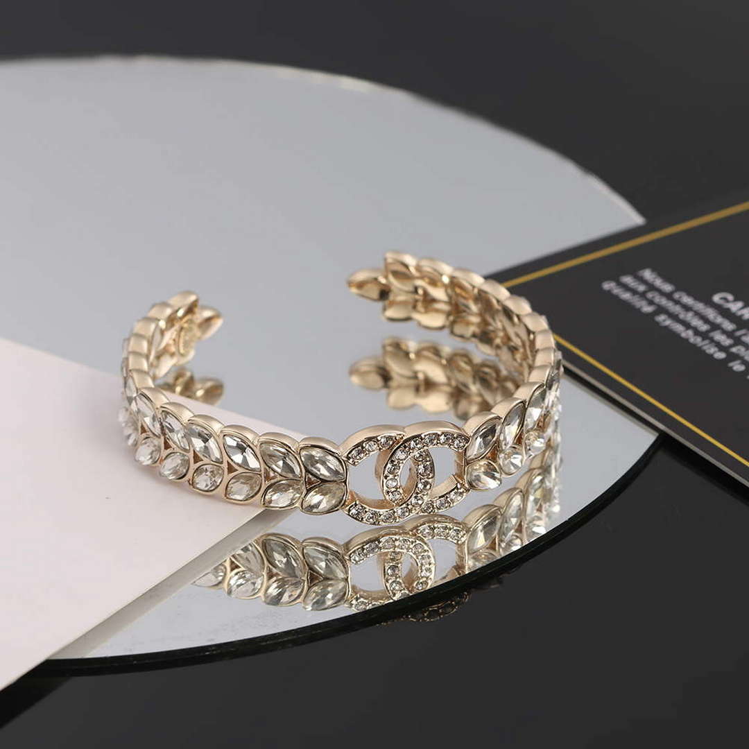 chanel-bracelet-jewelry-designer-cc31756-2-luxibags.ru