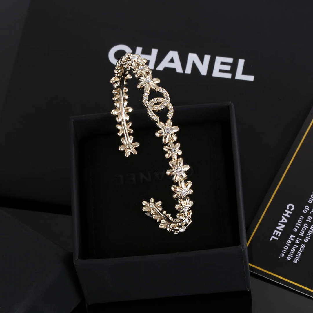 chanel-bracelet-jewelry-designer-cc31758-1-luxibags.ru