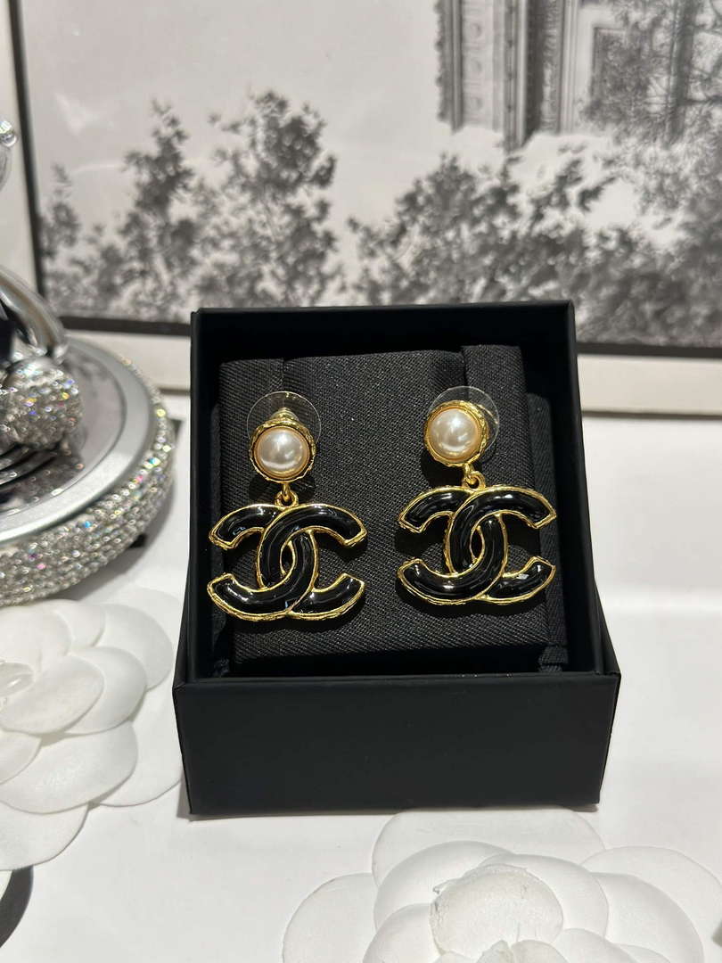 chanel-earring-fashion-jewelry-cc31872-2-luxibags.ru