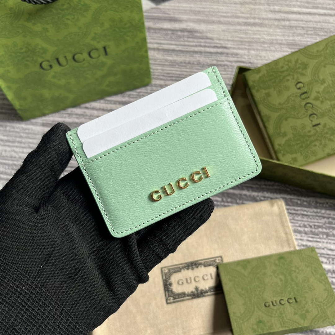 gucci-773428-card-case-with-gucci-script-pale-green-1-luxibags.ru